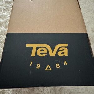 Teva brand new universal sandals